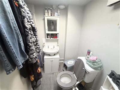 Picture 4